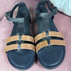 Keen Black/Brown Rose City T-Strap Women's Sandals